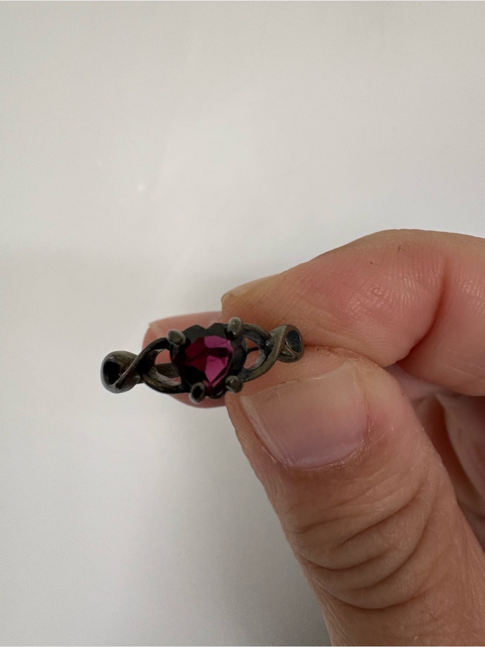 Sterling silver Avon garnet style Heart Ring unpolished 1990s sz 6.5